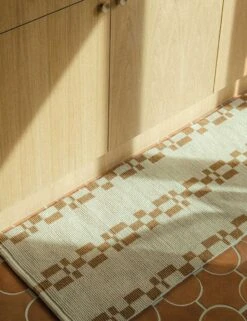 Alina Bath Mat By Morrow Soft Goods -Furniture Decoration Shop 02 Alina Runner 18131900XL Lifestyle