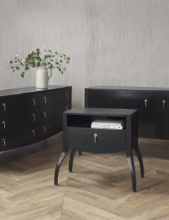Anabella Nightstand -Furniture Decoration Shop 20210728 FallStudioLifestyle1287 SITECROP 40d39cd3 4449 4fdf a2ca 5ab391f18e6a