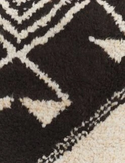 Ethyn Vintage Runner Rug, 3'3" X 11'3" 9 Ethyn Vintage Runner Rug, 3'3" X 11'3" -Furniture Decoration Shop A0653587 3297