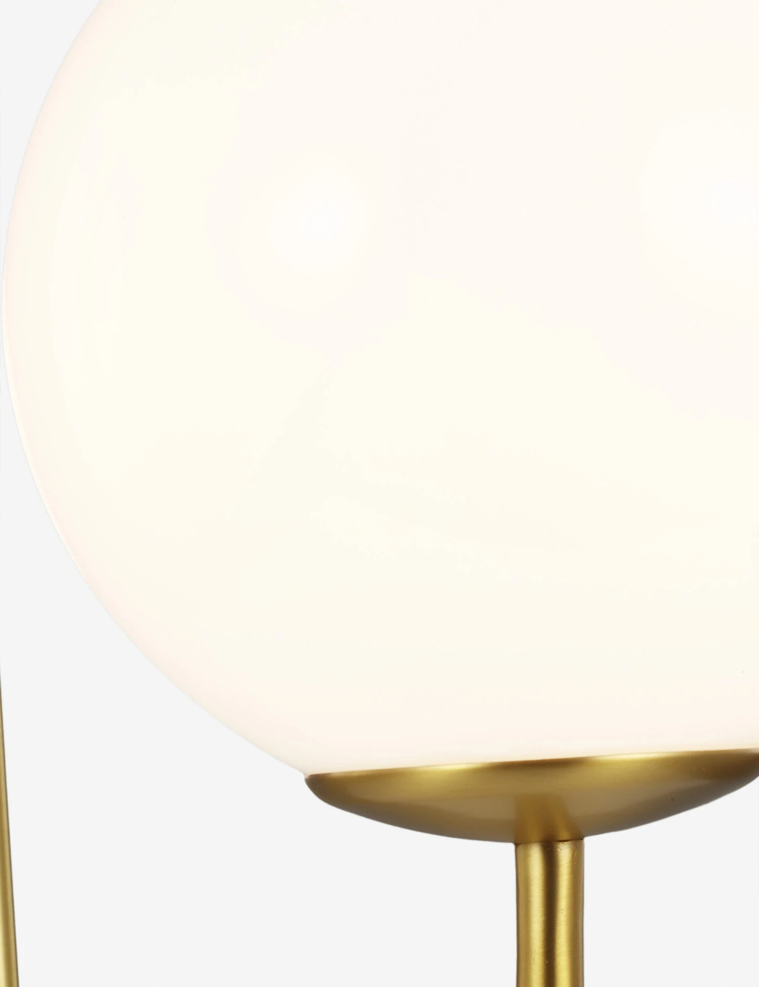 Galassia Linear Chandelier By AERIN 5 Galassia Linear Chandelier By AERIN - Image 3