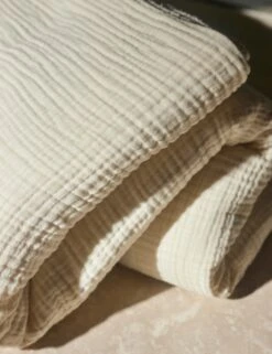 Alaia Sherpa Throw By House No. 23 32 Alaia Sherpa Throw By House No. 23 -Furniture Decoration Shop AlaiaSherpa Coconut 13876 SITECROP