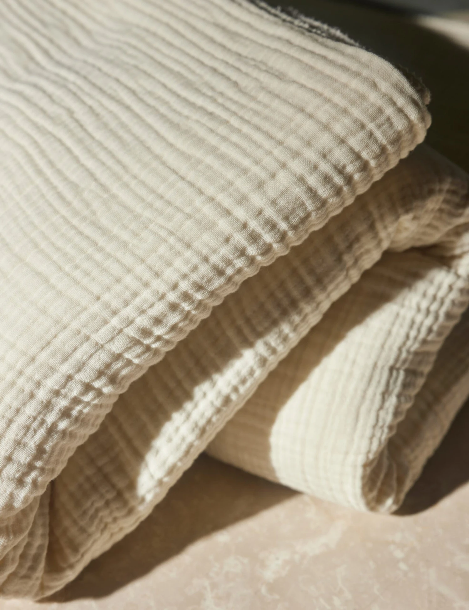 Alaia Sherpa Throw By House No. 23 16 Alaia Sherpa Throw By House No. 23 - Image 14