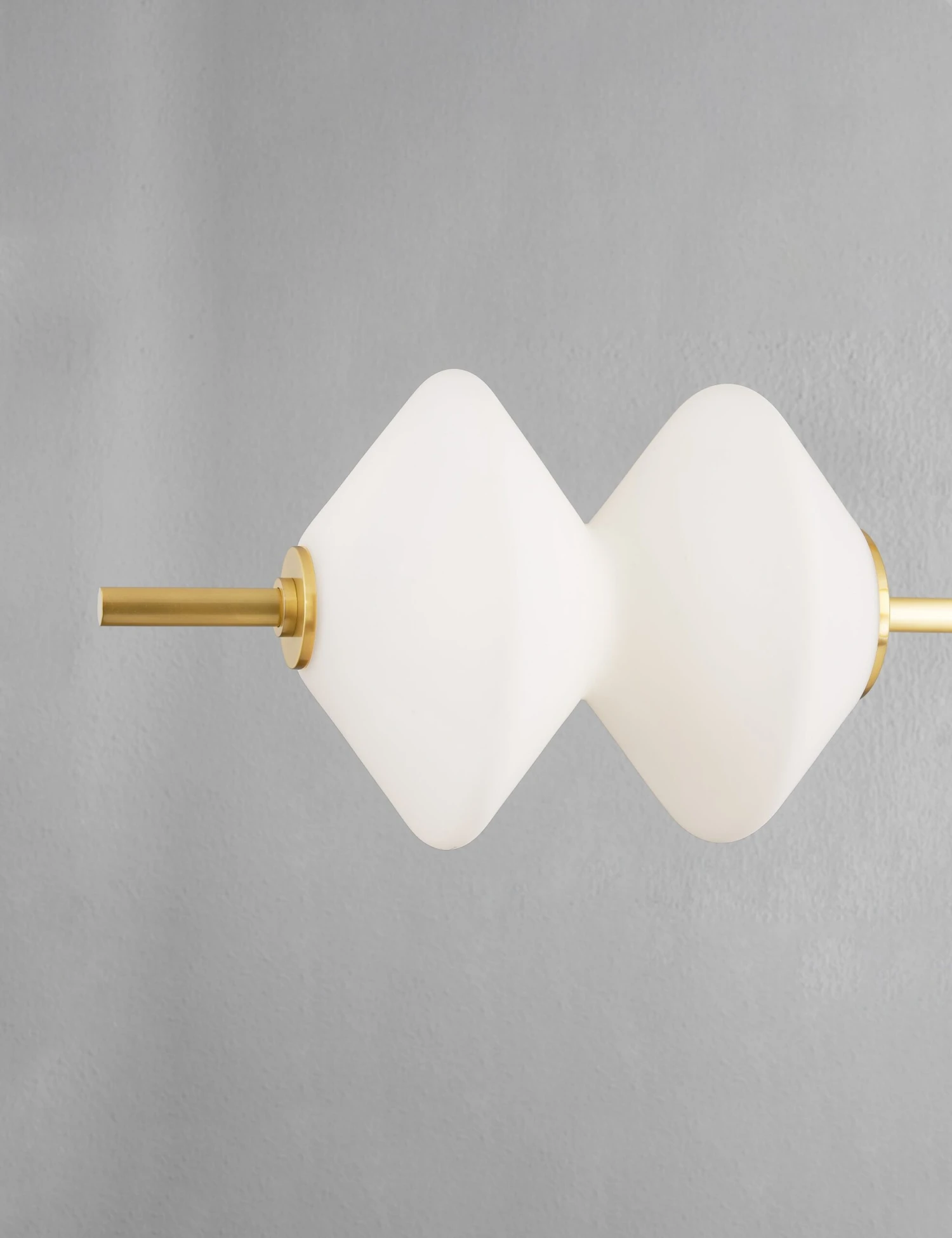 Ayrton Linear Chandelier 5 Ayrton Linear Chandelier - Image 3