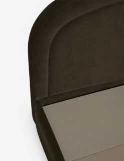 Newbery Platform Bed -Furniture Decoration Shop NewberyPlatformBed Balsam Velvet Queen L04731295031 Product