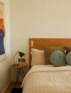 Lammin Linen Quilted Coverlet By Sarah Sherman Samuel -Furniture Decoration Shop SSSHOTEL Site Crops Lifestyle 20 1