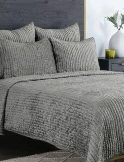 Giulia Quilt -Furniture Decoration Shop V250139 4 10e7698c 1710 4aaf bbad 037e90162993