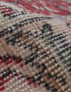 Vintage Turkish Rug No. 188, 5'2" X 8'7" 7 Vintage Turkish Rug No. 188, 5'2" X 8'7" -Furniture Decoration Shop VintageTurkishRugNo.188 5 2x8 7 0289 Product