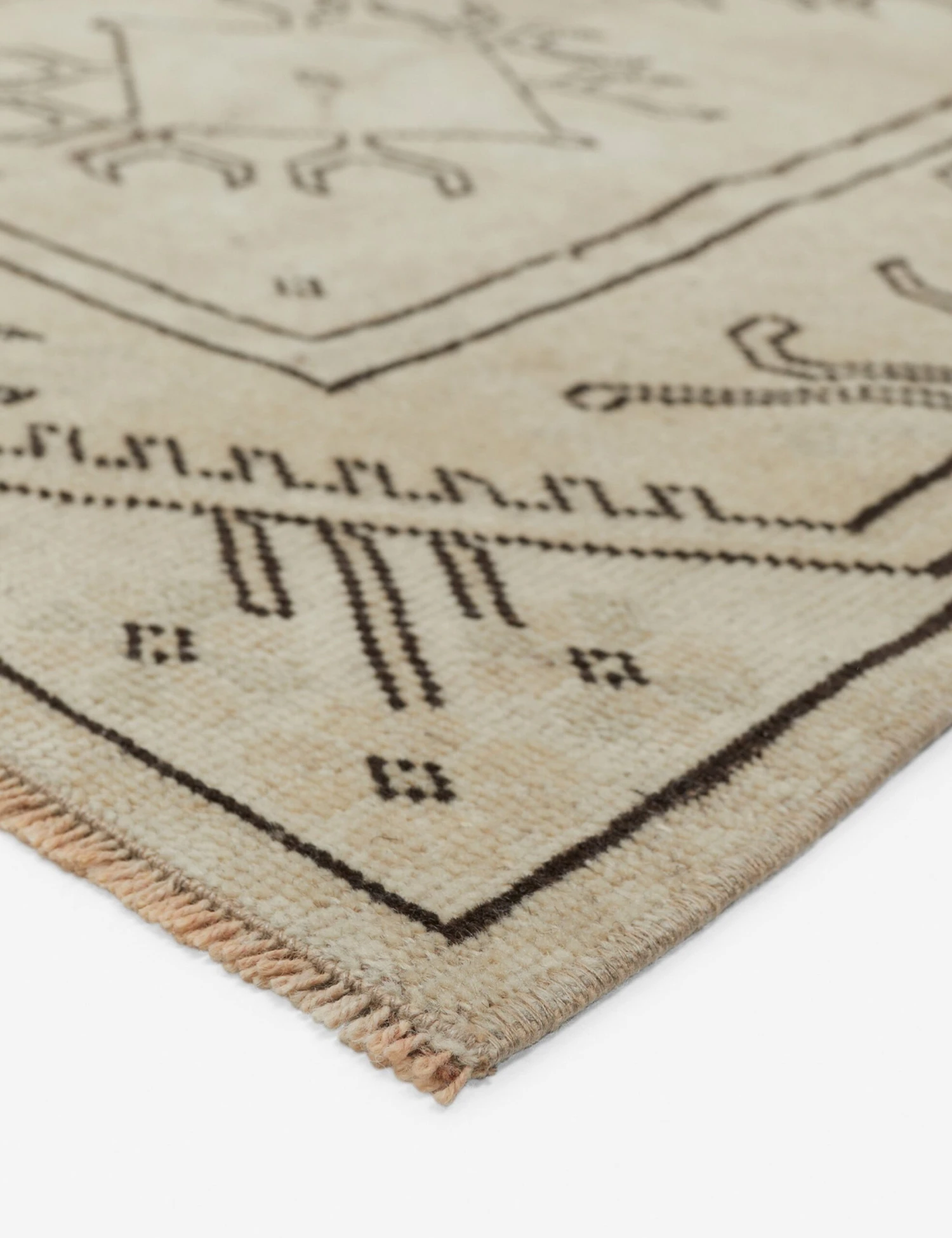 Vintage Turkish Rug No. 66 2'7" X 4'6" 4 Vintage Turkish Rug No. 66 2'7" X 4'6" - Image 2