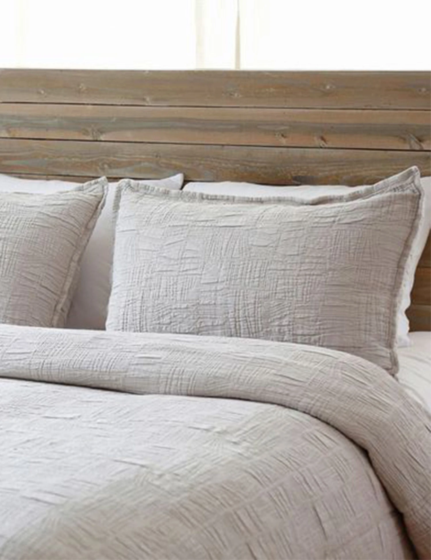 Harbour Cotton Matelassé Coverlet By Pom Pom At Home 4 Harbour Cotton Matelassé Coverlet By Pom Pom At Home - Image 2
