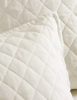 Hampton Quilted Sham By Pom Pom At Home 18 Hampton Quilted Sham By Pom Pom At Home -Furniture Decoration Shop hampton cream detail