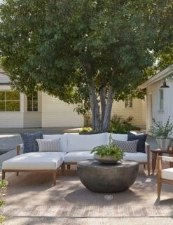 Mindi Reversible Indoor / Outdoor Rug 24 Mindi Reversible Indoor / Outdoor Rug -Furniture Decoration Shop mindi rug living room beige 2747 site crop 4 2