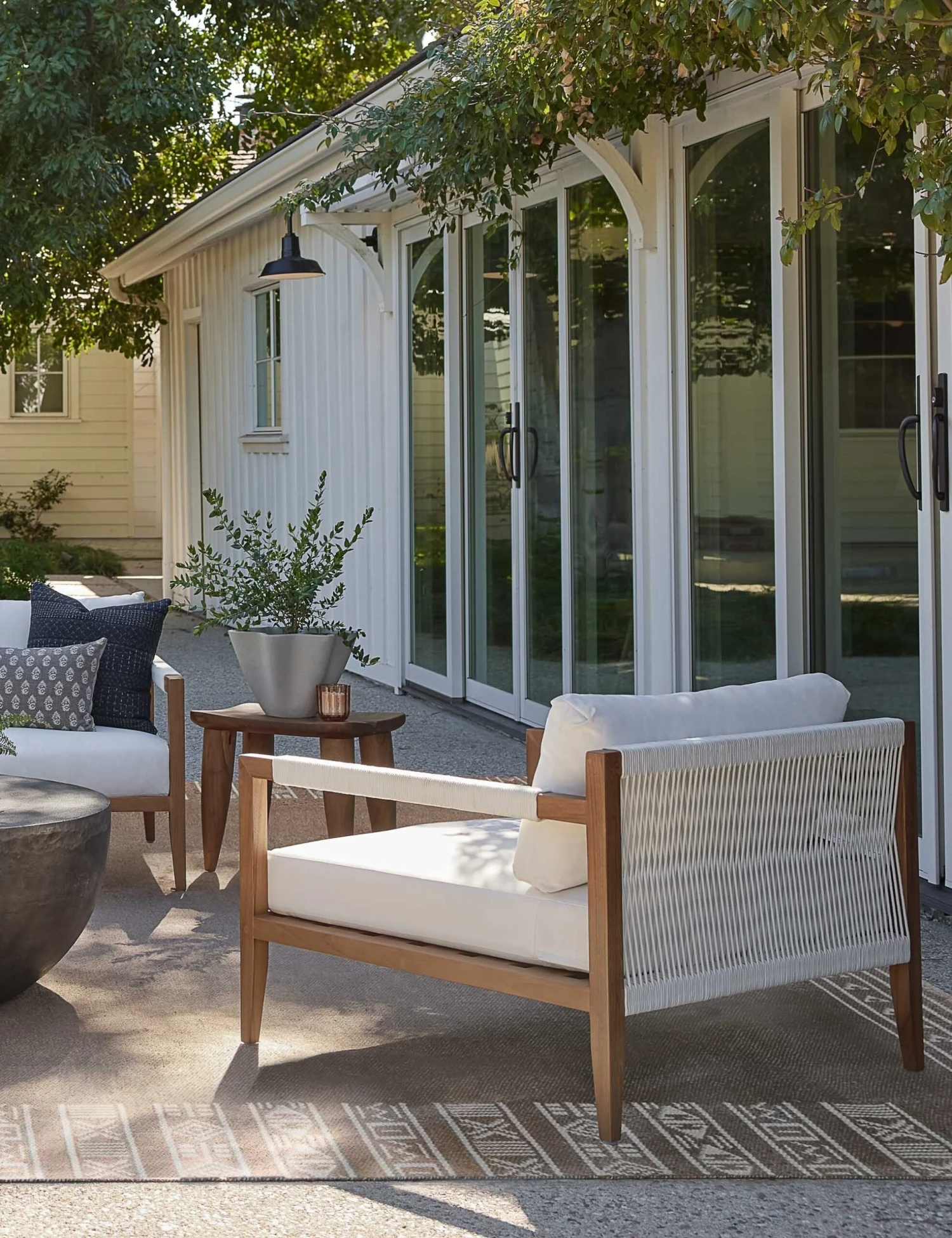 Mindi Reversible Indoor / Outdoor Rug 6 Mindi Reversible Indoor / Outdoor Rug - Image 4