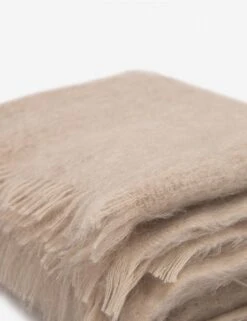 Aimee Mohair Throw 27 Aimee Mohair Throw -Furniture Decoration Shop mohair throw blush a06517014 detail 1
