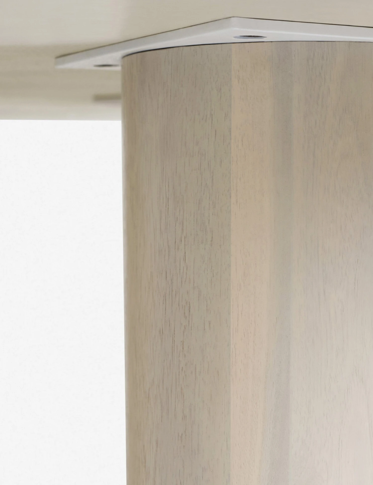 Mojave Round Dining Table 9 Mojave Round Dining Table - Image 7